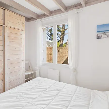 Maison Pour 6 Avec Jardin Holiday home *